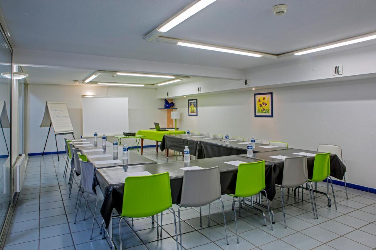 B&B Hotel Aurillac Le Lioran Exterior photo