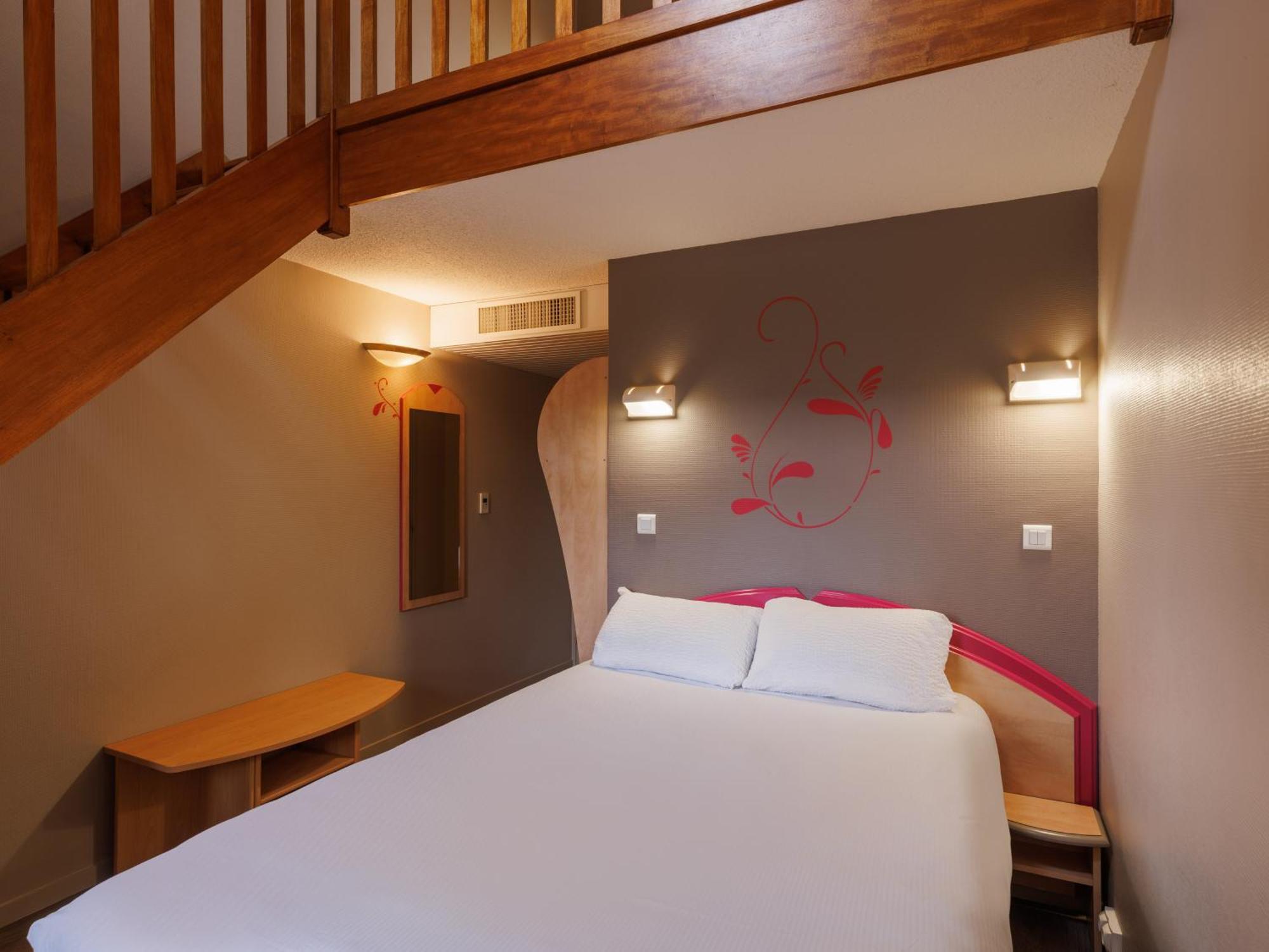 B&B Hotel Aurillac Le Lioran Exterior photo